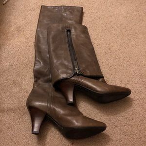 Frye brown boot leather Dannika piping zip Size 9